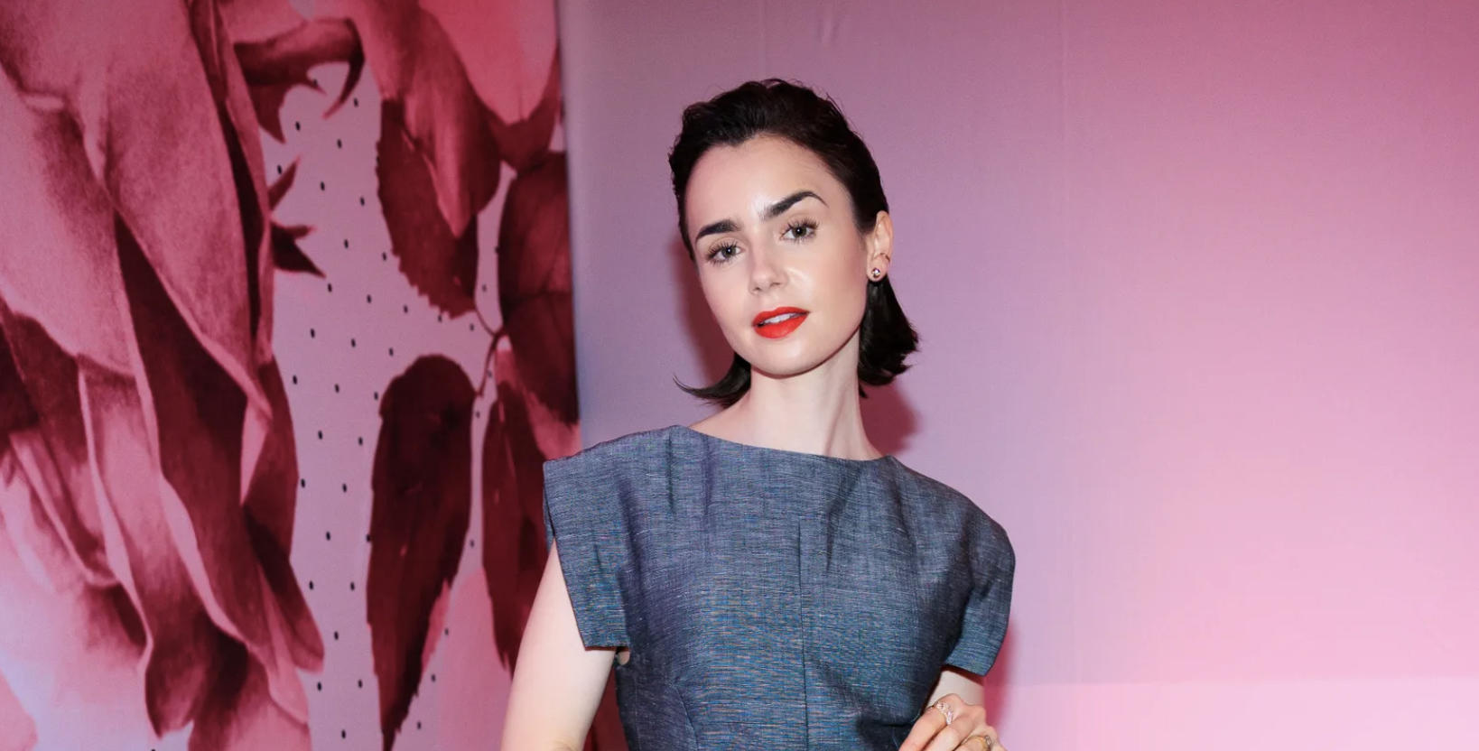 Lily Collins: Επιβεβαίωσε την παραμονή στην μόδα αυτού του shoe-trend